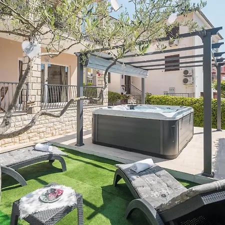 Anelli Holiday home *